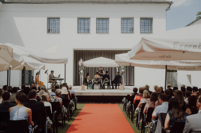 Hochzeit, Kitzmantelfabrik
